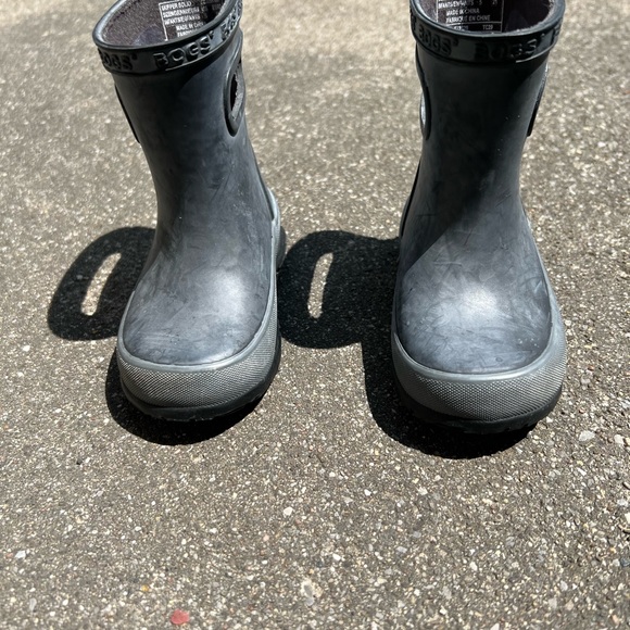 Bogs Infant Rain Boot Size 5 - Picture 5 of 10